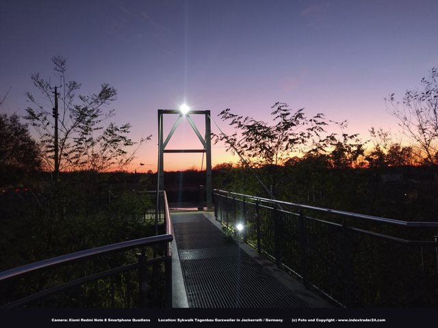 20211109 1800 blue hour skywalk Jackerrath.jpg