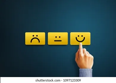 hand-client-show-feedback-smiley-260nw-1097123309.webp