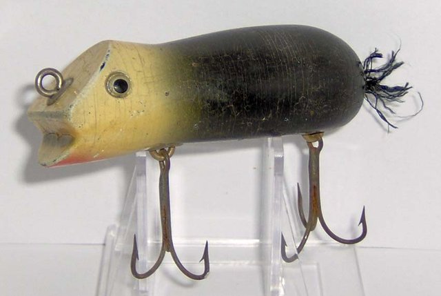 VINTAGE SHAKESPEARE SWIMMING MOUSE WOOD FISHING LURE in BLACK