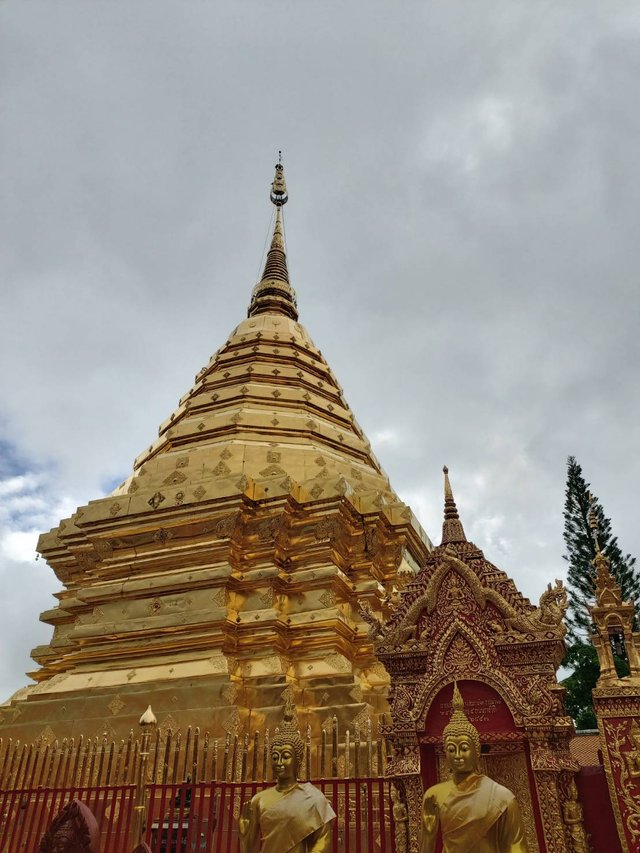 Wat Phra That Doi Suthep.jpg