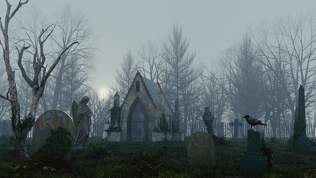churchyard-3545000_640.jpg