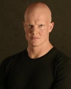 Derek-mears-370x270.jpg