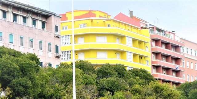 Lisbon's Housing Photography, Yellow Pink Apartments Lisbon, SteemFest 2 Nov 2017-30032018.jpg
