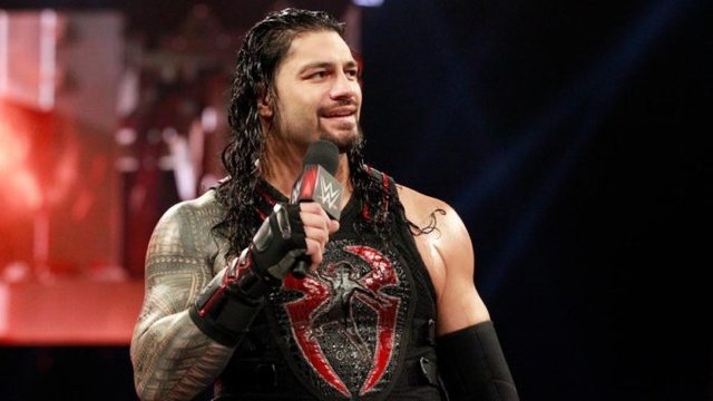 roman-reigns-696x392.jpg