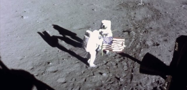 moonlanding_small.jpg