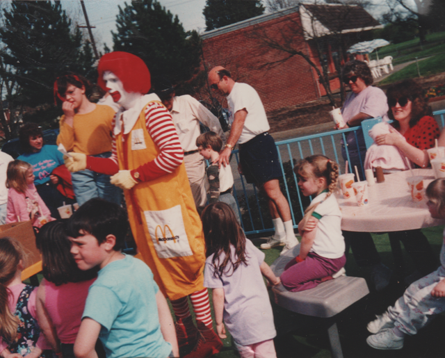 1992-03-21 - Meeting Ronald McDonald at McDonald's in Forest Grove, OR - 3pics-1.png