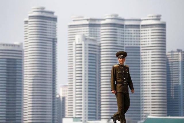 A soldier in central Pyongyang April 16, 2017. REUTERS.Damir Sagolj.jpg