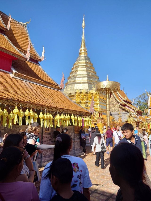 Wat Phrathat Doi Suthep14.jpg