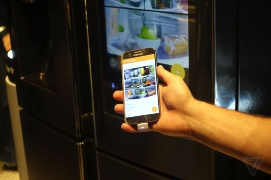 samsung-family-hub-refrigerator-2.jpg