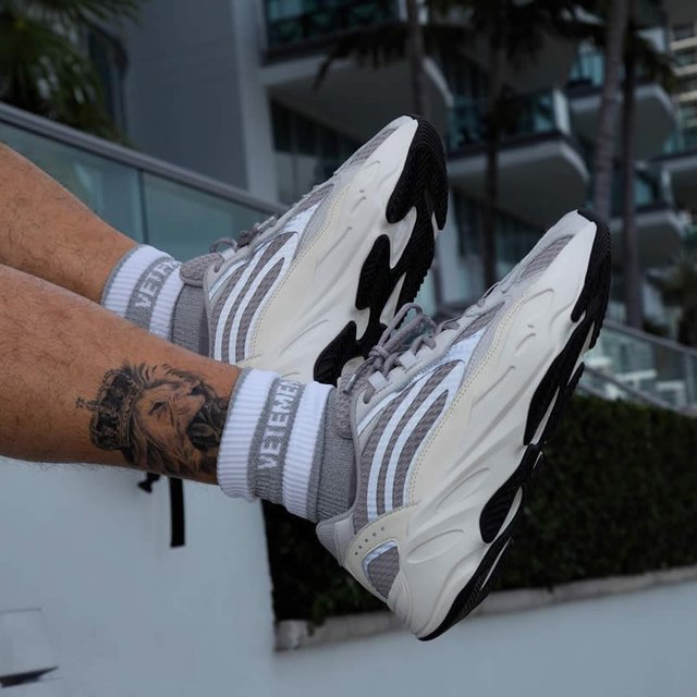 Adidas Yeezy Boost 700 Yeezy Static 700 On Feet Yeezy Boost 700 V2