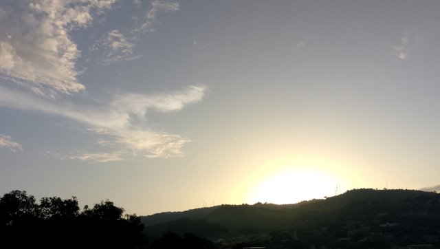 FotoGrid_20250804_193645987.jpg