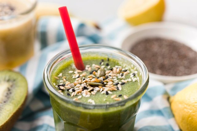 natural-smoothies-with-seeds_23-2148574131.jpg