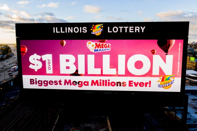 105527406-1540399288091megamillions-gettyimages-1052668476.jpg