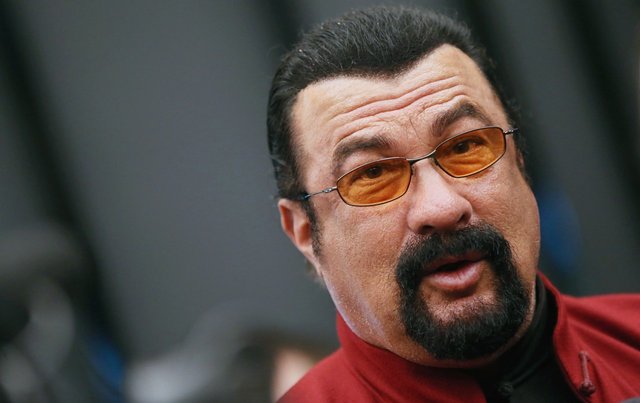 seagal.jpg