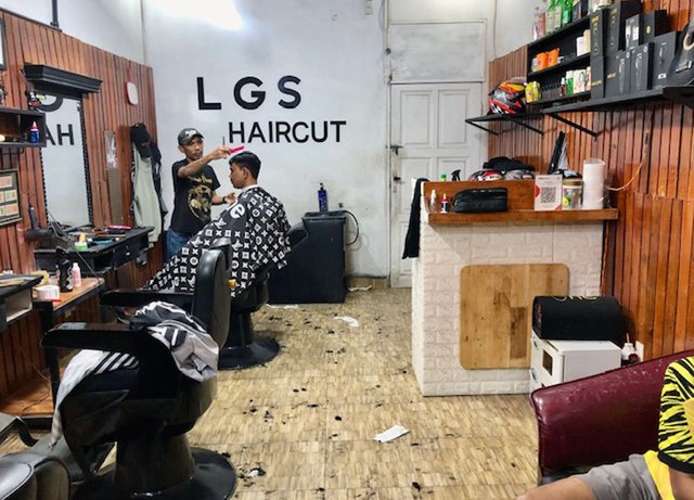 LGS Hair Cut_04.jpg