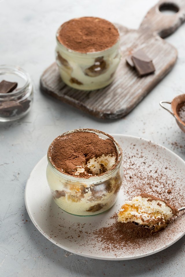 tiramisu-alto-angulo-frasco-pequeno.jpg