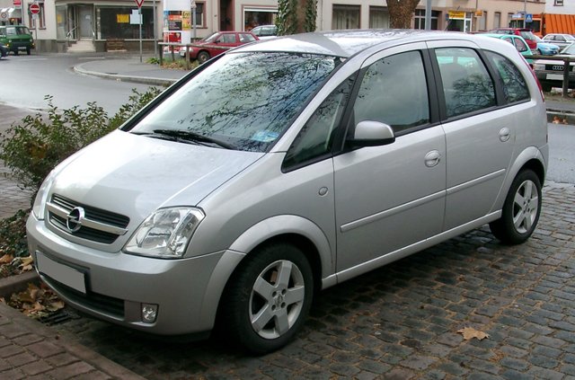 Opel_Meriva_front_20071126.jpg