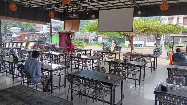 WhatsApp Image 2025-04-24 at 20.22.44 (1).jpeg
