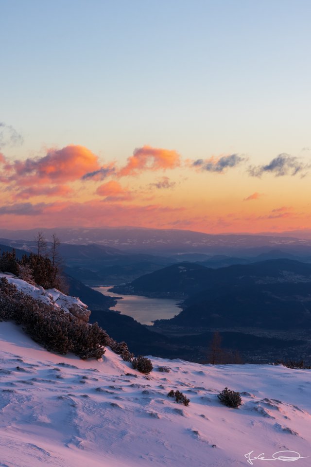 2019-01-04-Dobratsch-Snowy-Sunrise-Scene-01.jpg