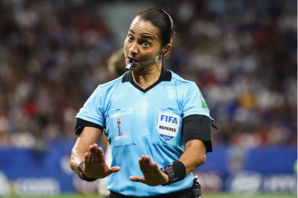 Mujeres Arbitros.png