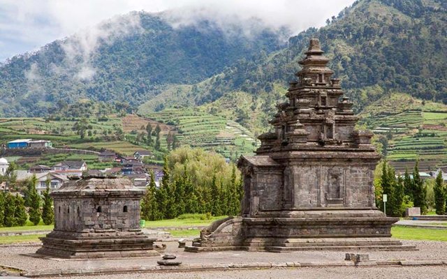 Dieng-Plateau.jpg