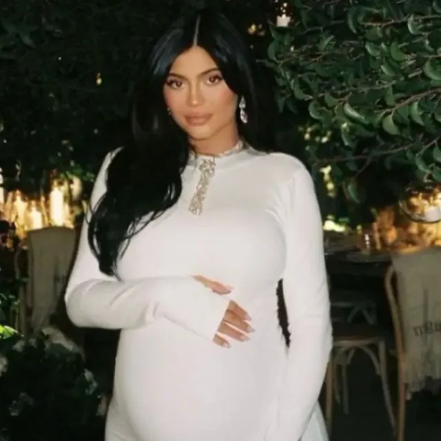 kylie_jenner_baby_shower.jpg