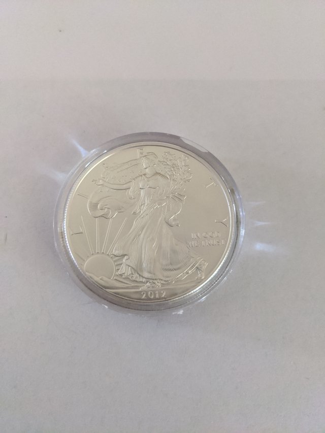 Front 1oz US Liberty Silver Coin.jpg