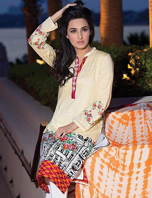 10.-Momal-Sheikh.jpg