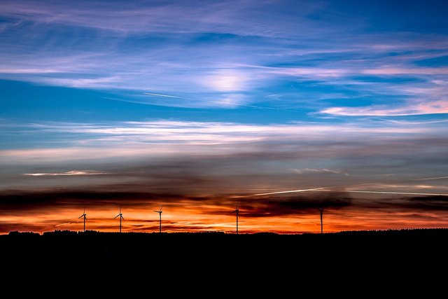sunset-1786475_1280.jpg