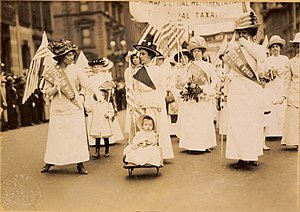 300px-Youngest_parader_in_New_York_City_suffragist_parade_LCCN97500068_(cropped).jpg