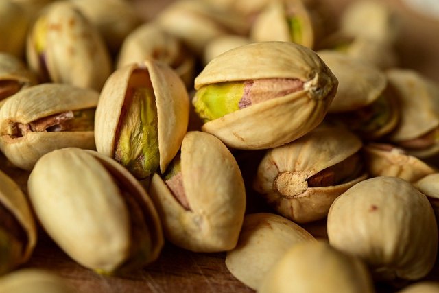 pistachio-7574181_1280.jpg