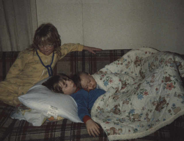 1985 Joey Arnold & Katie & Rick Doctor Sleep Couch Front Door.png