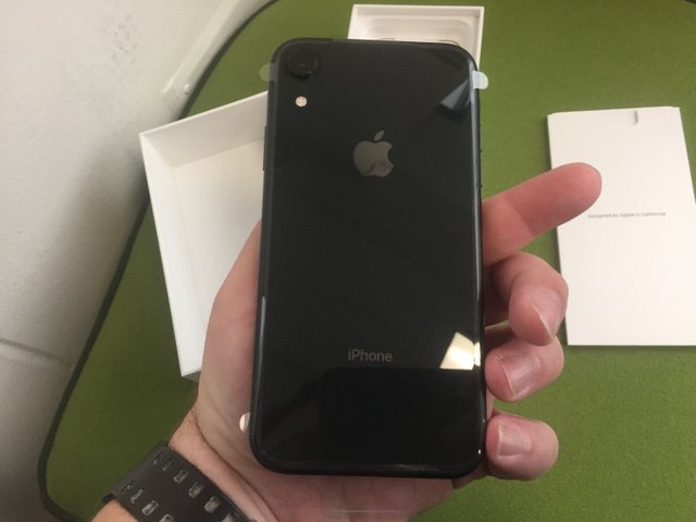 iPhone XR 128gb - Black Unboxing 