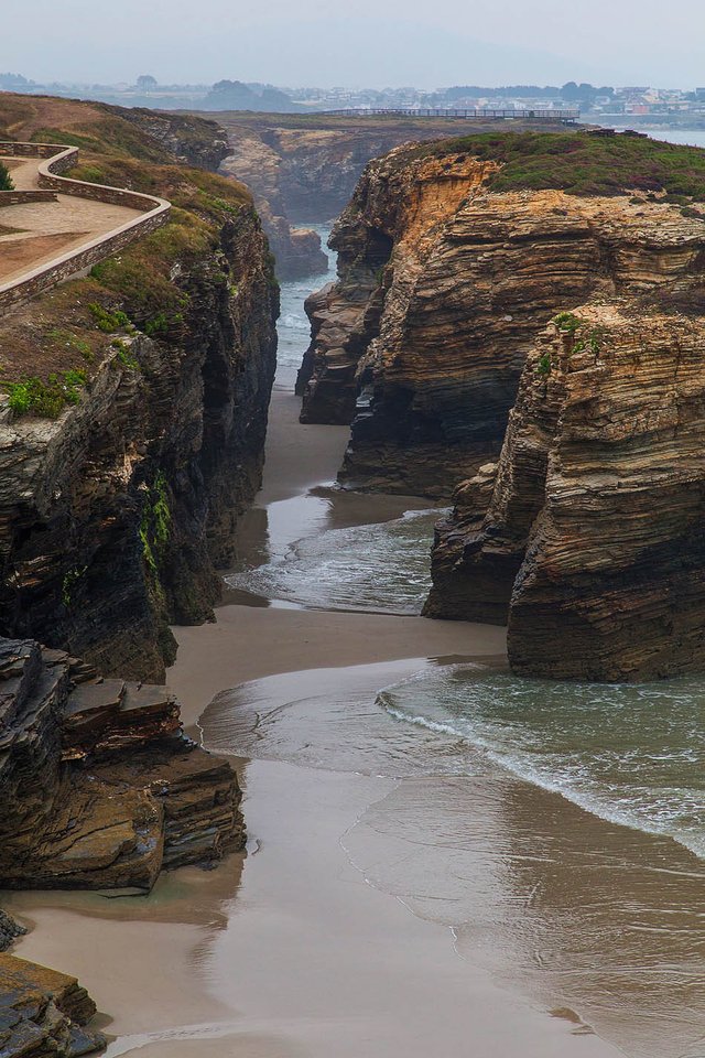 beach-of-the-cathedrals.jpg