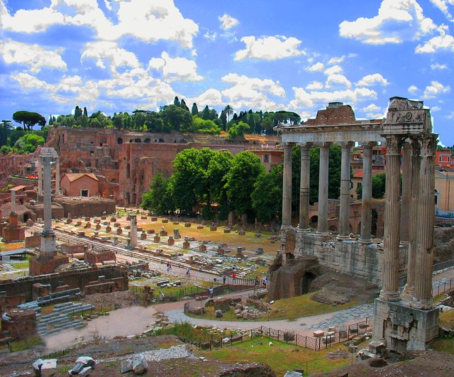 119 Roman_Forum_(3334680086)-2.jpg