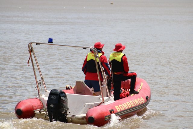 boat-7576317_1280.jpg