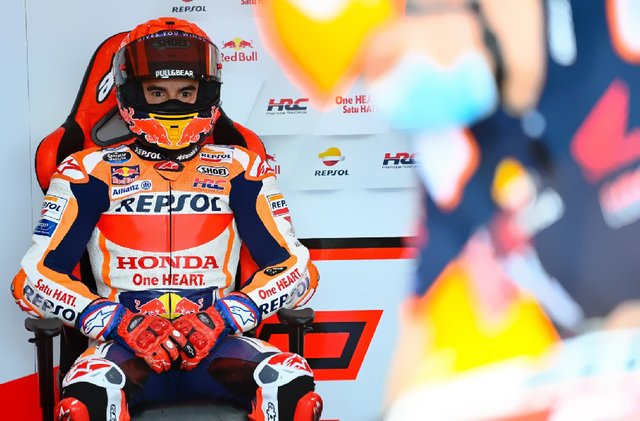 marc-marquez-ungkap-kondisi-terkini-usai-kecelakaan-horor-di-sirkuit-mandalika-wcQtouh8c3.jpg