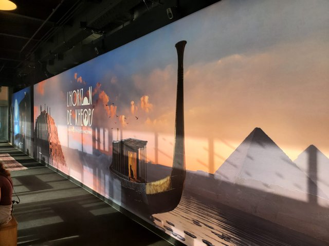 tableau de pyramides.jpg