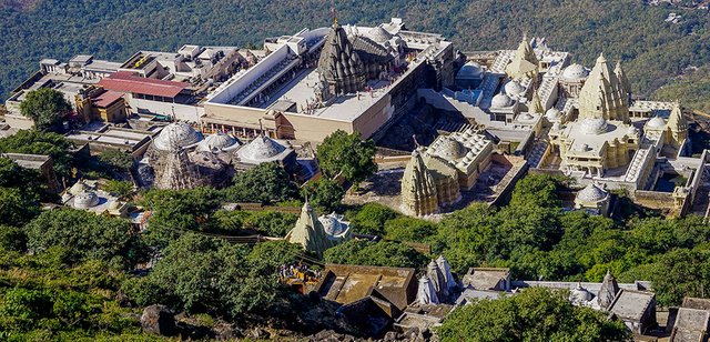 Girnar-Hill,-Pilgrimage-Centre2.jpeg