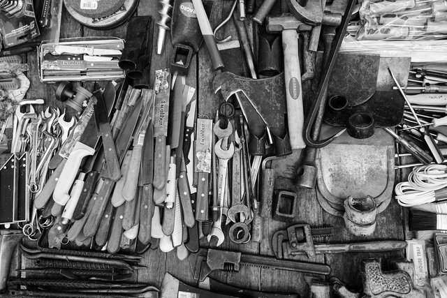 tools-1845426_1280.jpg