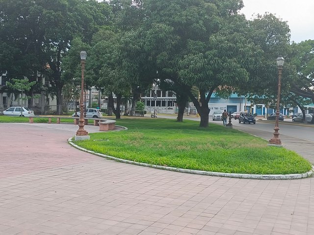 1000487296.jpg