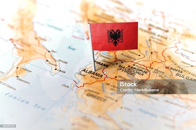 istockphoto-583797370-1024x1024.jpg
