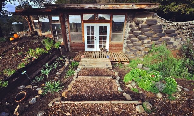 10K-Earthship-Tiny-Home-1.jpg