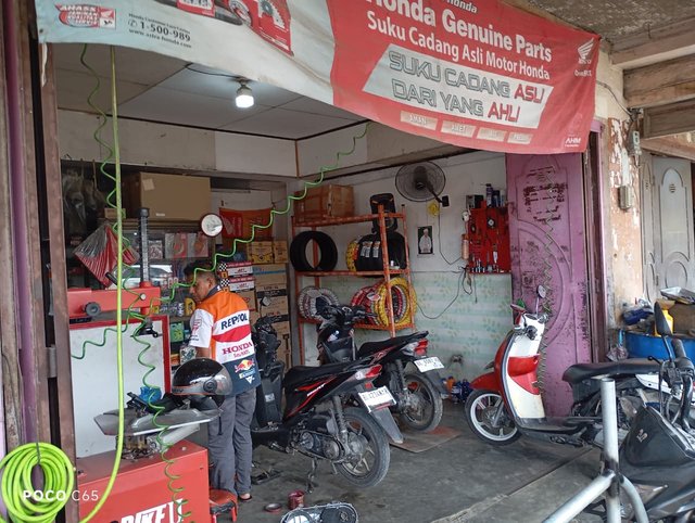 b65ebec2-6761-4550-8f3d-83384e3fbd66.jpg