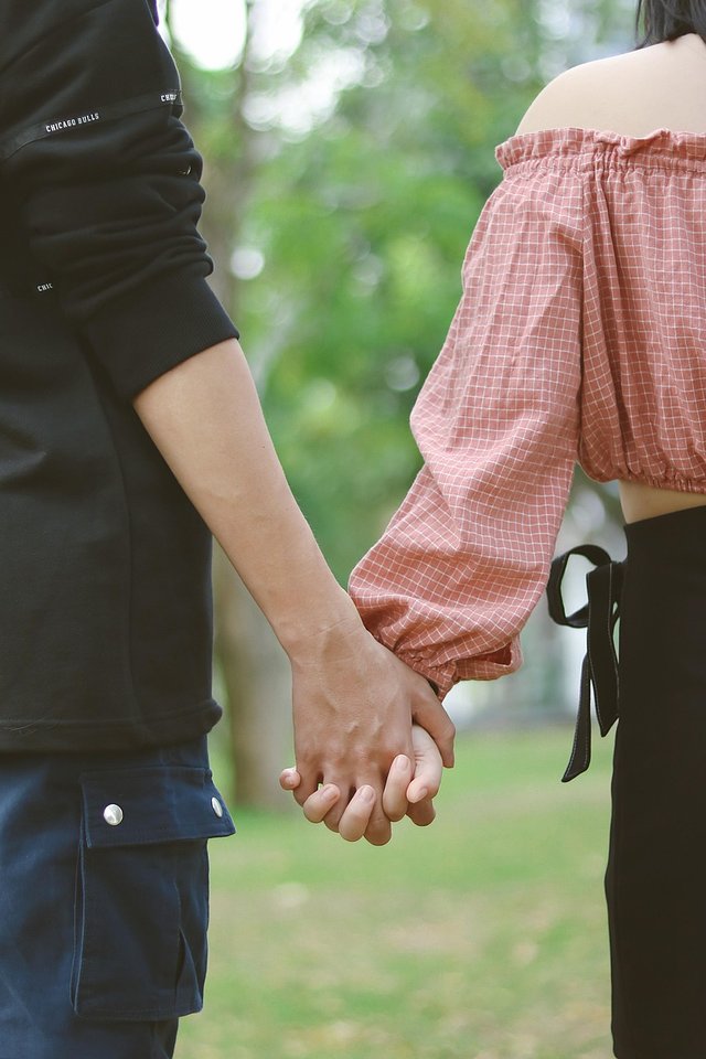 couple-6976409_1280.jpg