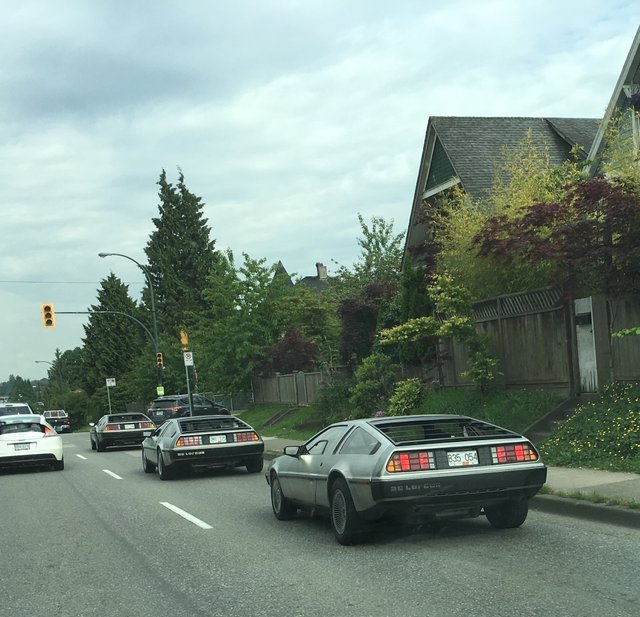 DeLorean on the road p2.JPG