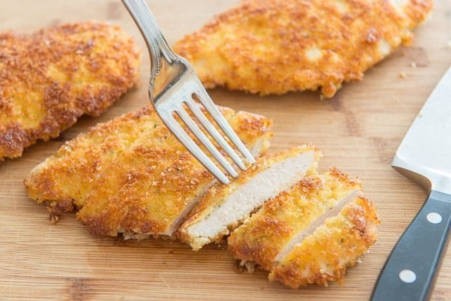 Parmesan-Crusted-Chicken-Fifteen-Spatulas-1-640x427.jpg