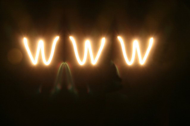 light-up-the-web-1193828-639x426.jpg