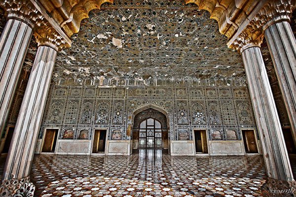 sheesh-mahal-agra.jpg