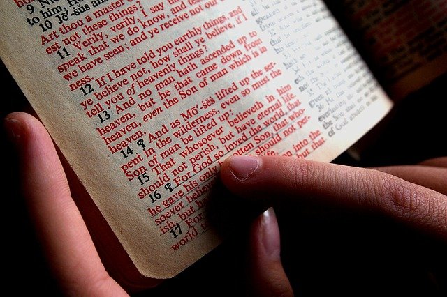 bible-1089968_640.jpg
